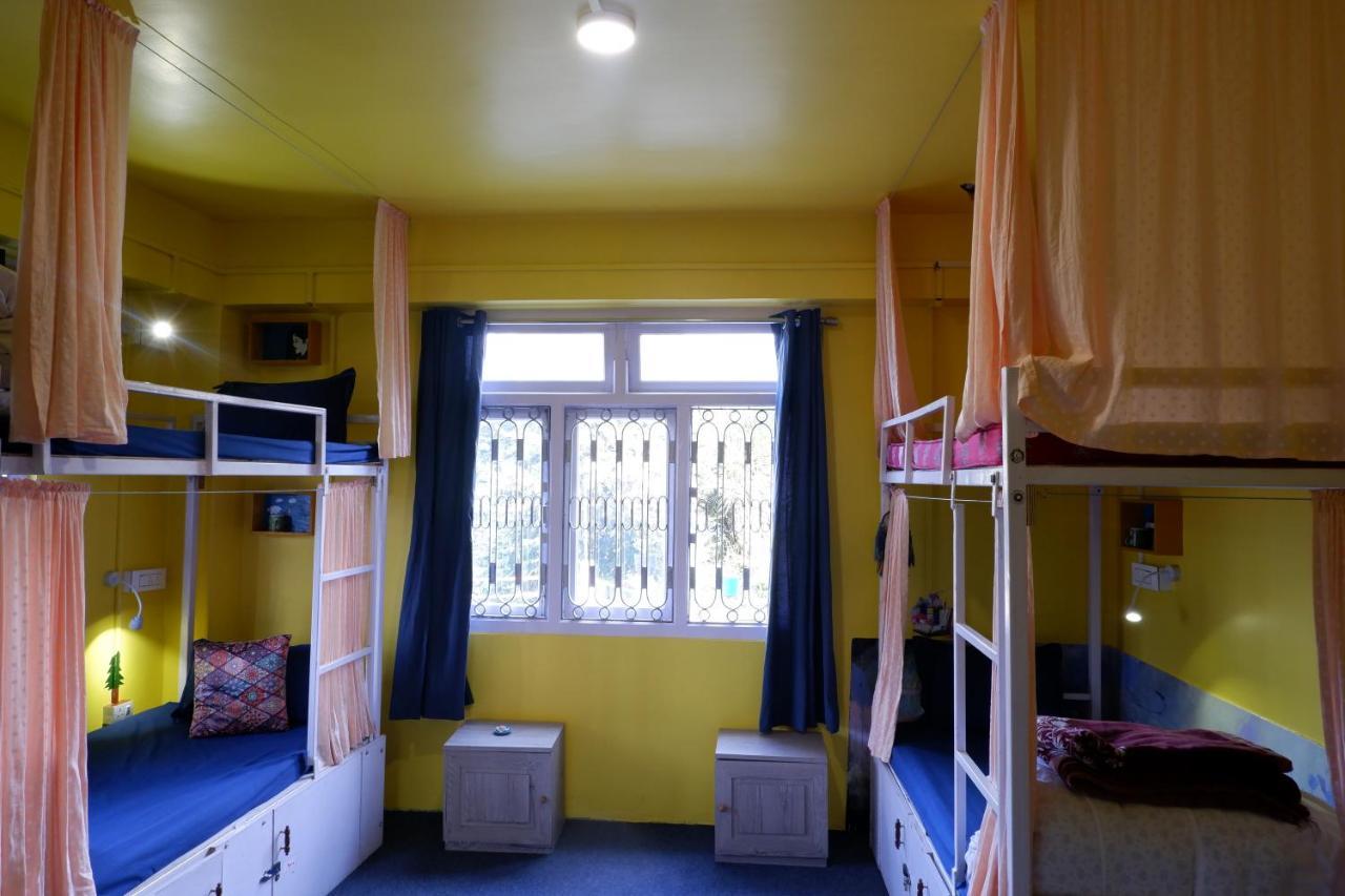 Tag Along 2 0 Hostel Gangtok Bagian luar foto