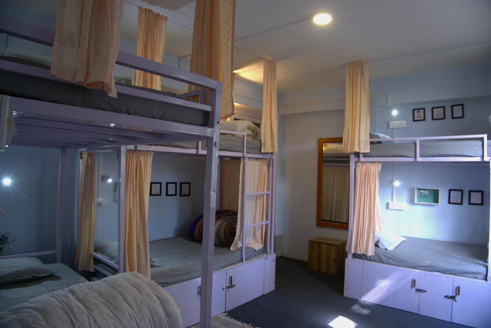 Tag Along 2 0 Hostel Gangtok Bagian luar foto