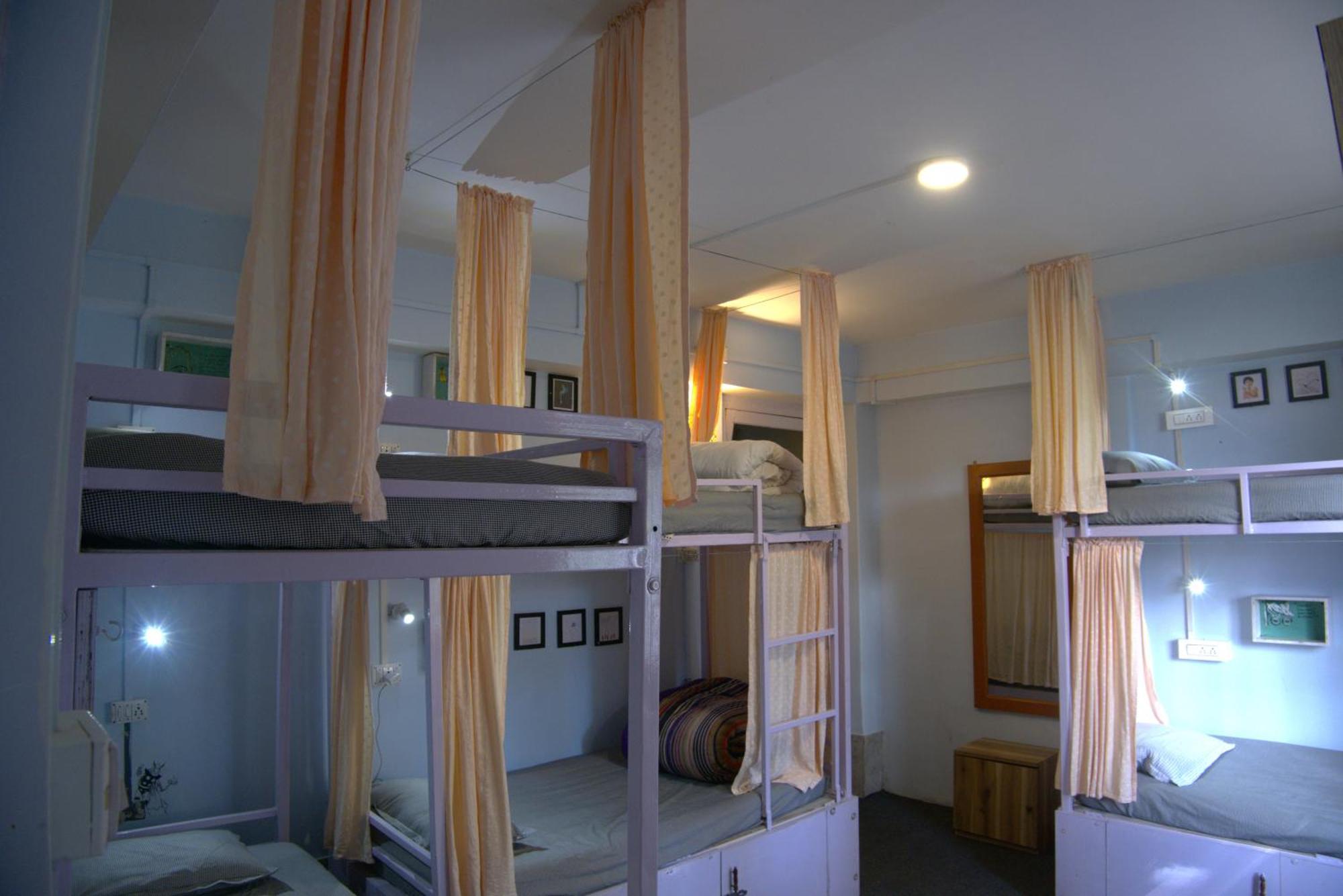 Tag Along 2 0 Hostel Gangtok Bagian luar foto